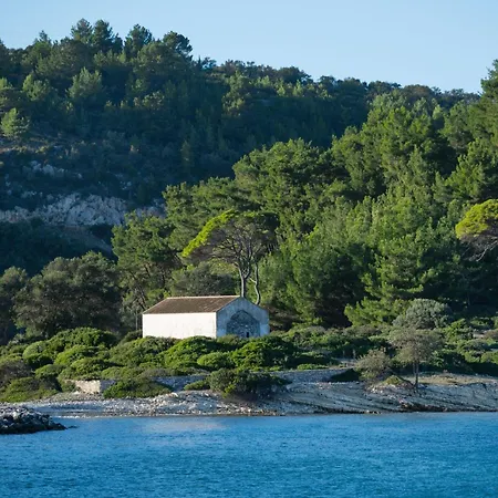 Lefkas *